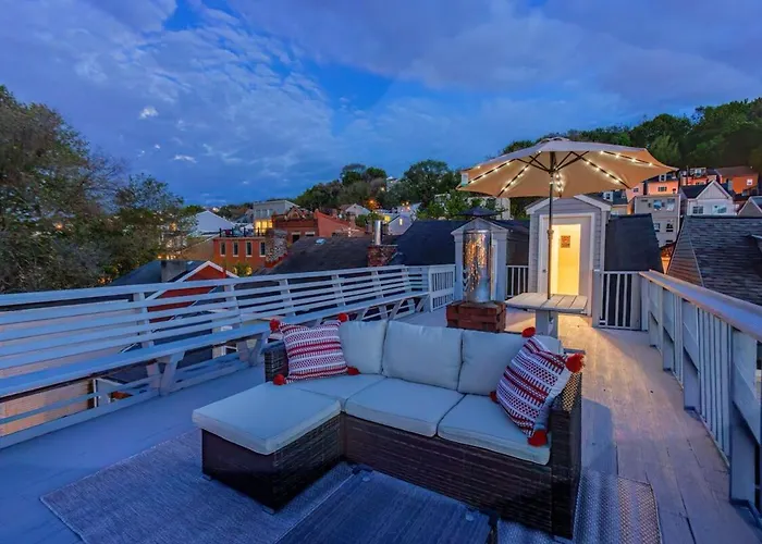 Skyline Views - Rooftop & Game - Sleeps 8 Pittsburgh